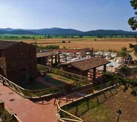 Appartement Mit Offenem Schlafboden Und Garten Campiglia Marittima